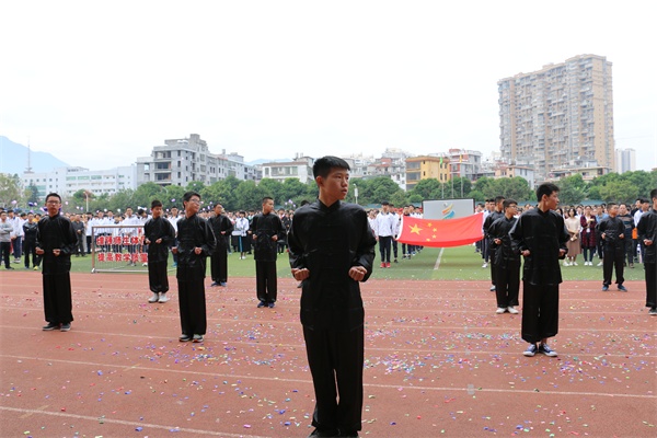 06.jpg